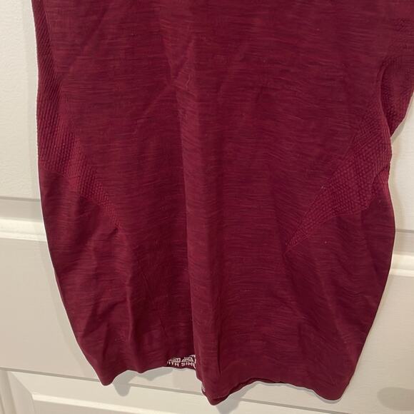 Sweaty Betty London burgundy tank small - Picture 6 of 8